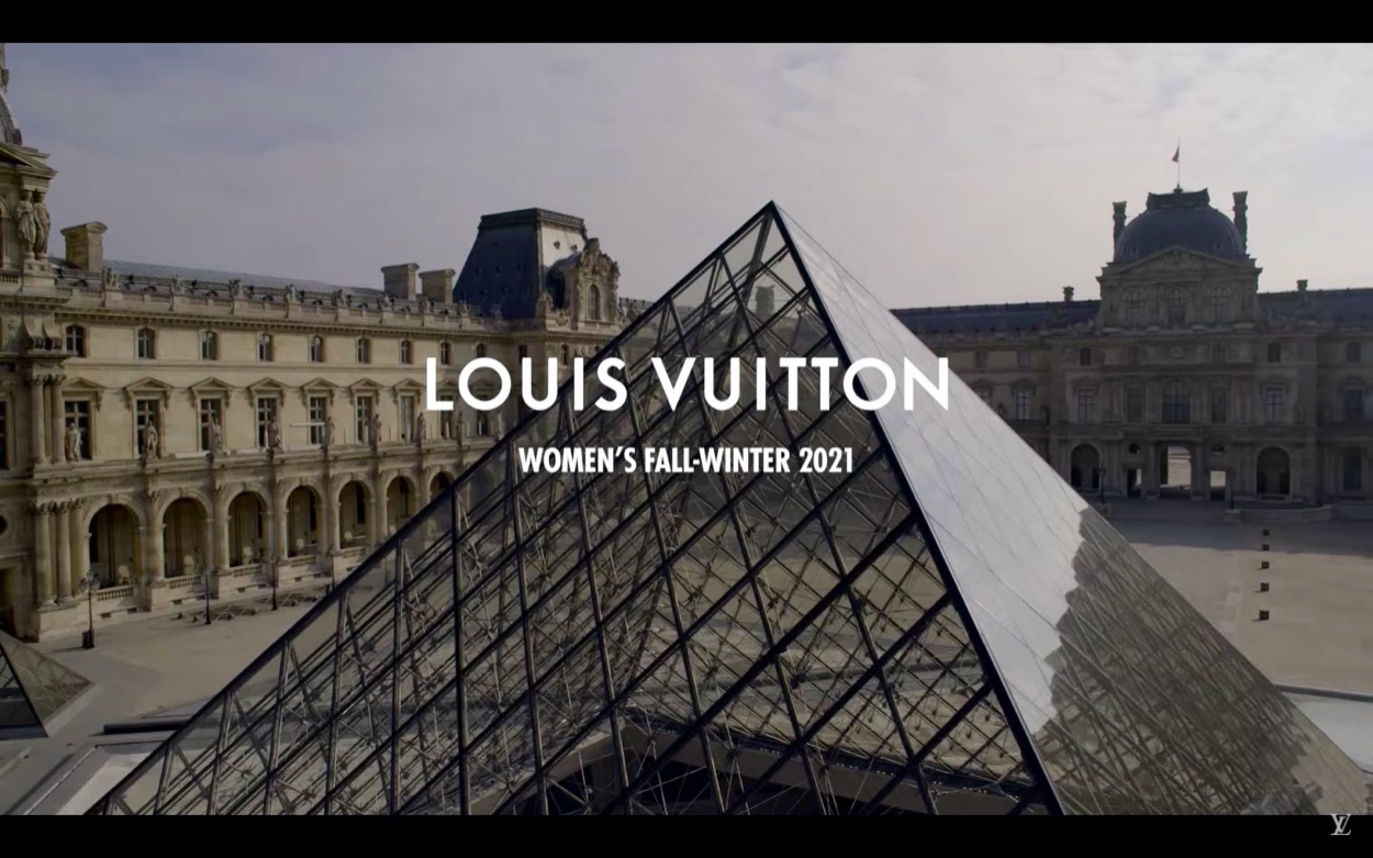Louis Vuitton: Fornasetti al Louvre per l'Autunno-Inverno 2021